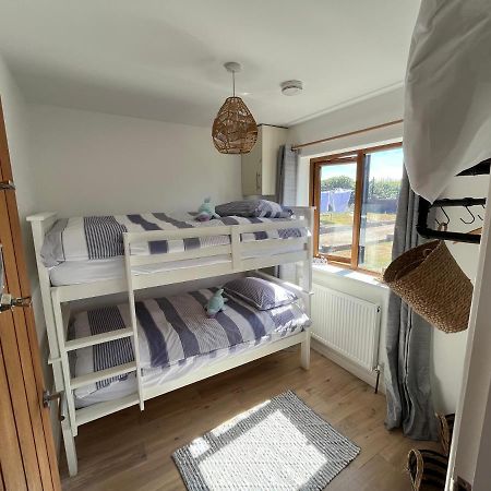 Oak Valley Lodges & Camping Pett Ngoại thất bức ảnh